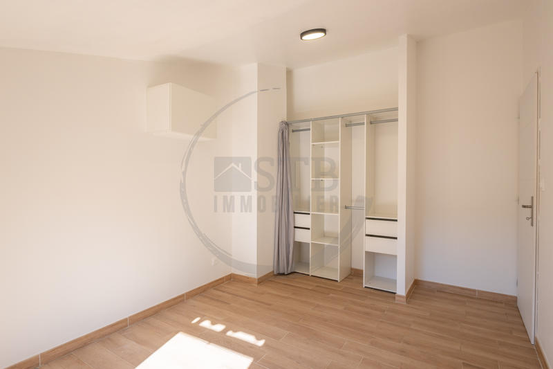 Appartement - 92 m² - 4 pièces