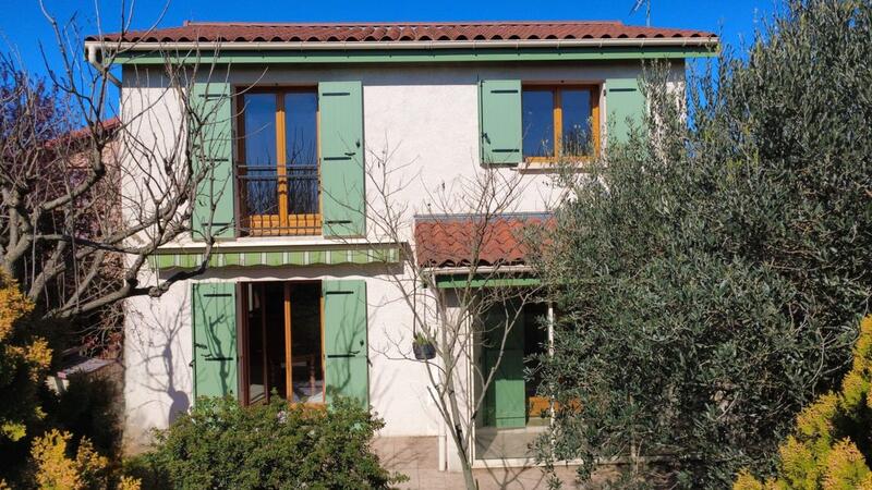 Maison - 95 m² - 5 pièces