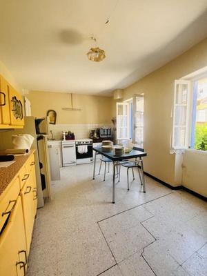 Maison - 83 m² - 4 pièces