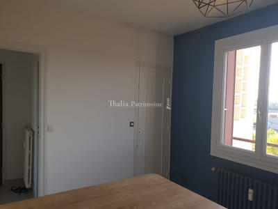 Appartement - 88 m² - 5 pièces