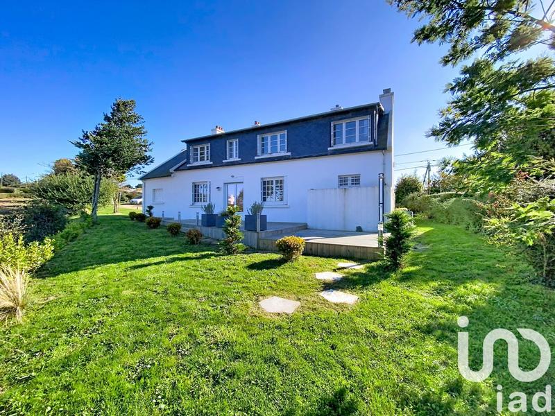 Maison - 161 m² - 8 pièces