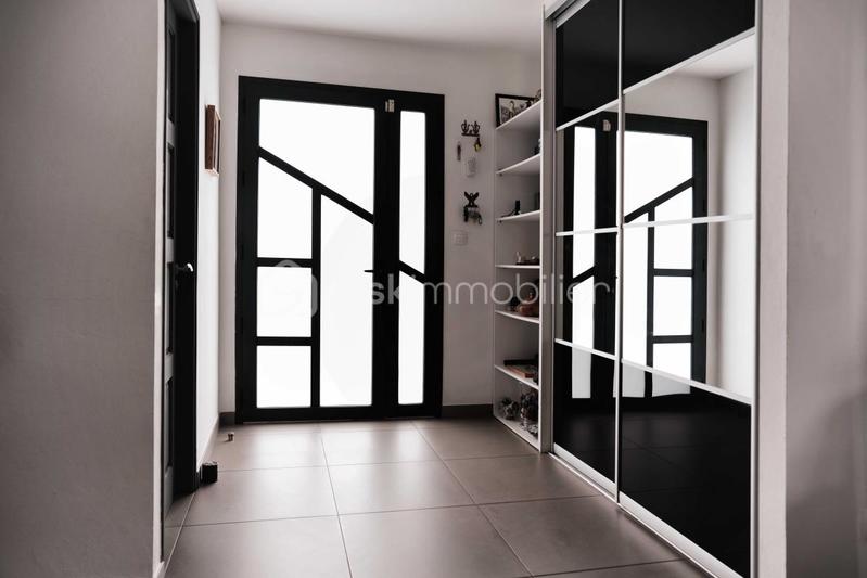 Maison - 176 m² - 5 pièces