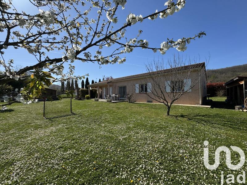 Maison - 106 m² - 6 pièces