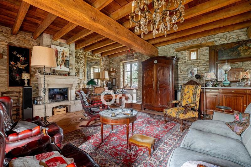 Maison - 376 m² - 7 pièces