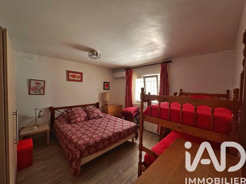 Maison - 252 m² - 5 pièces