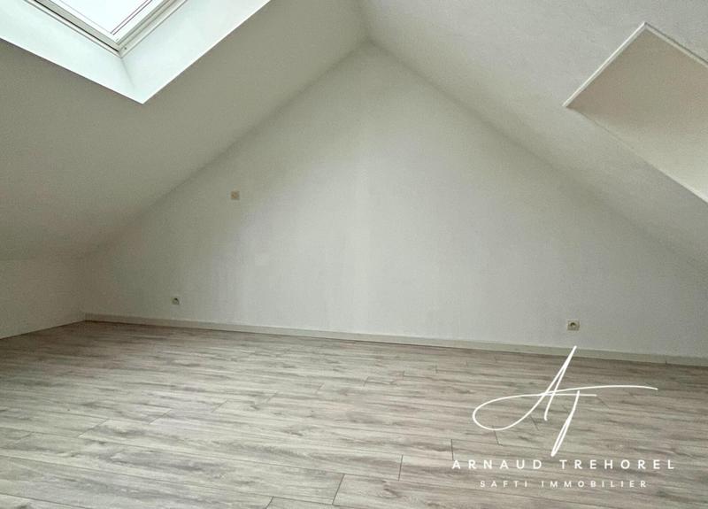 Maison - 105 m² - 4 pièces