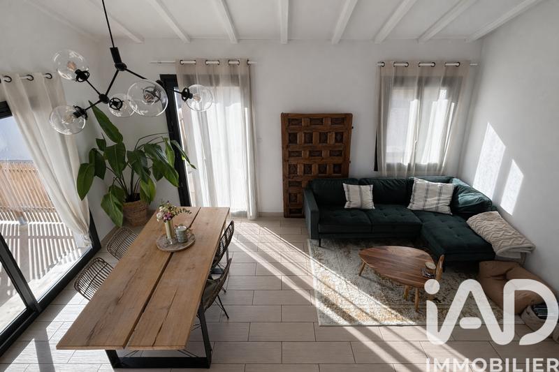 Maison - 104 m² - 5 pièces