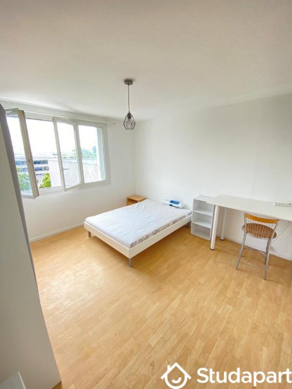 Chambre - 12 m² - 1 pièce