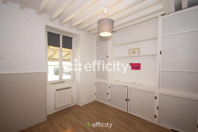 Maison - 176 m² - 7 pièces