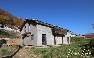 Maison - 79 m² - 5 pièces