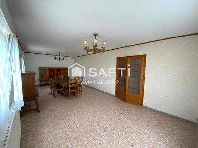 Maison - 137 m² - 5 pièces