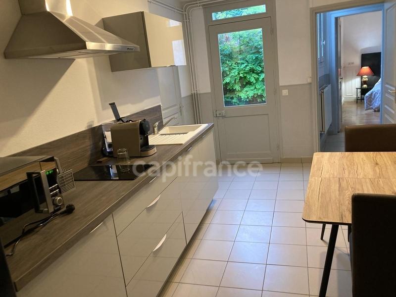 Immeuble - 251 m² - 12 pièces