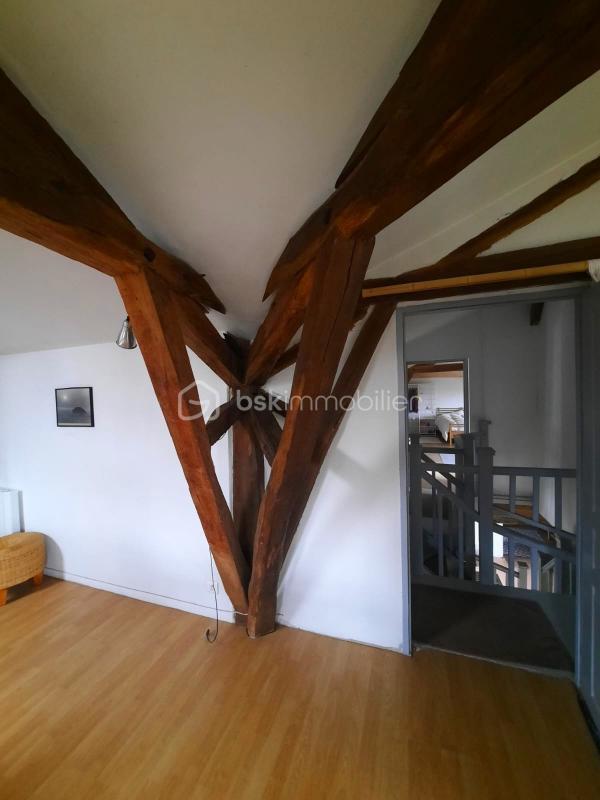 Demeure - 335 m² - 12 pièces