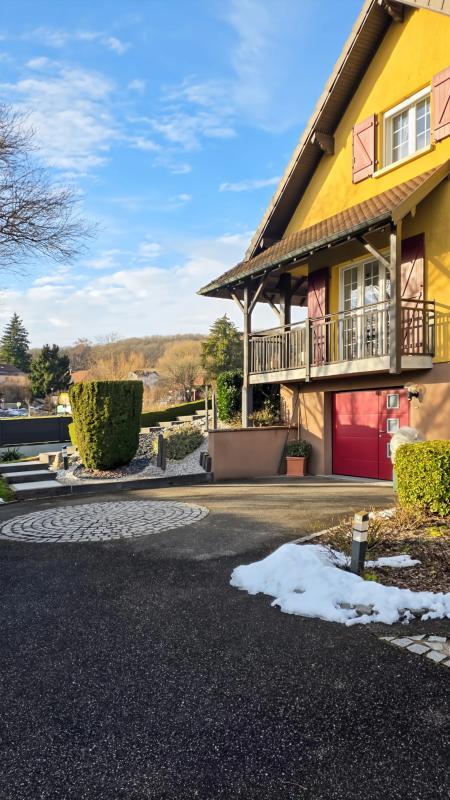 Maison - 96 m² - 5 pièces