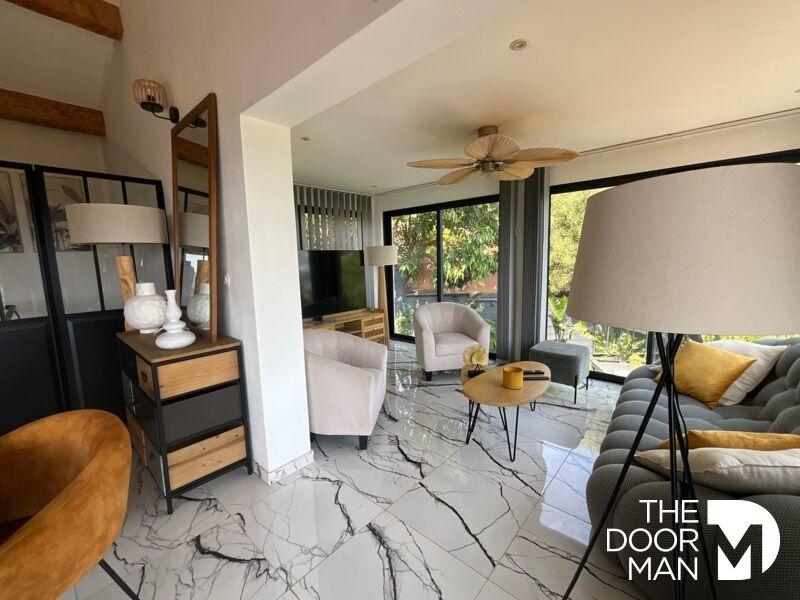 Villa - 93 m² - 6 pièces