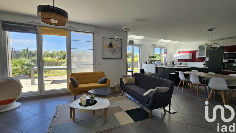 Maison - 140 m² - 6 pièces