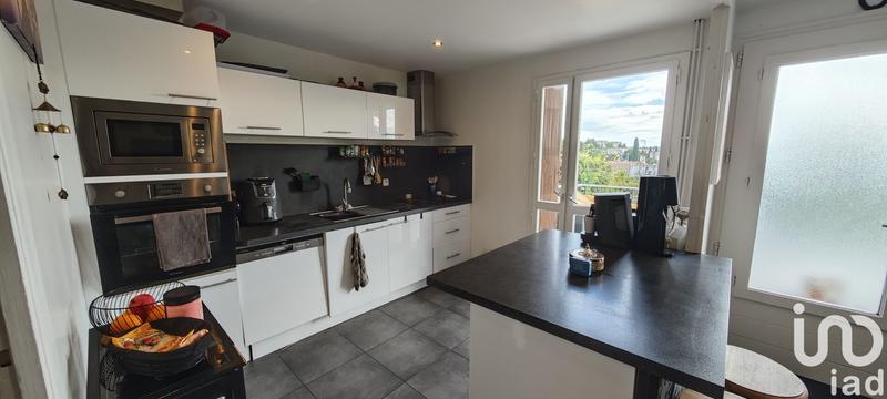 Maison - 95 m² - 5 pièces