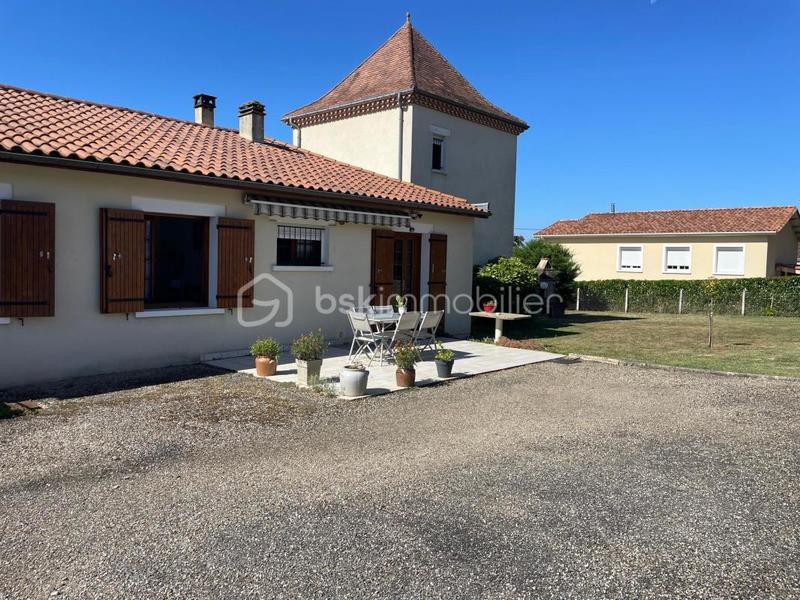 Propriété - 120 m² - 7 pièces