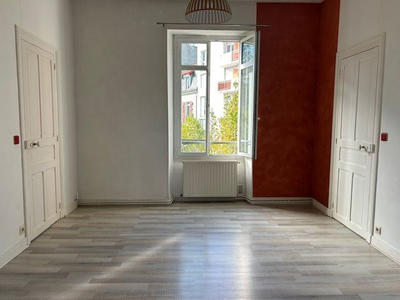 Appartement - 97 m² - 4 pièces