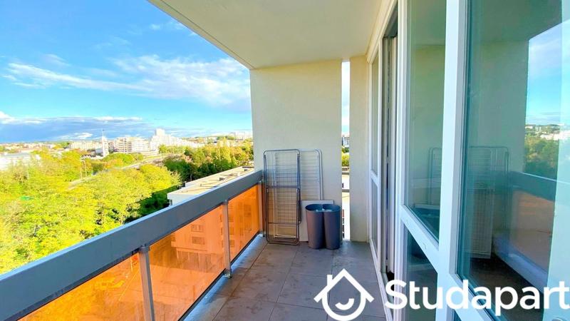 Chambre - 12 m² - 1 pièce