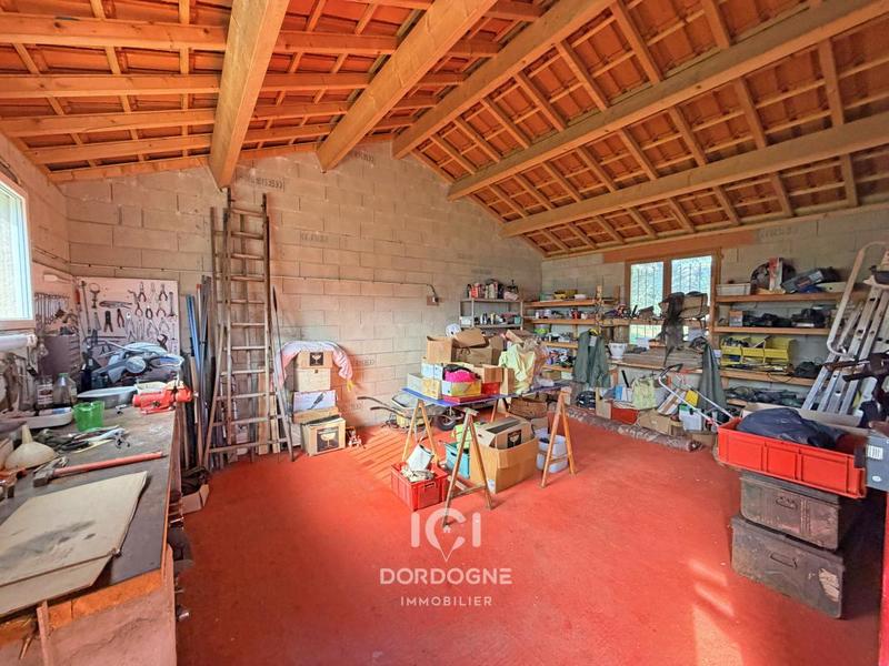Propriété - 145 m² - 5 pièces