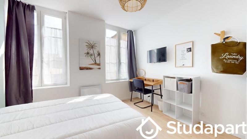 Chambre - 12 m² - 1 pièce