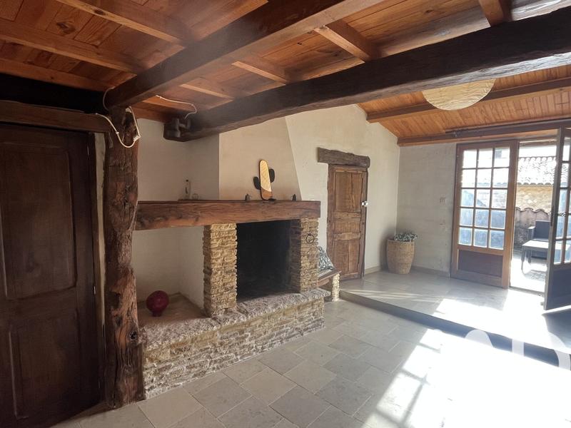 Maison de village - 104 m² - 4 pièces