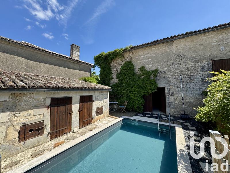 Maison - 240 m² - 7 pièces