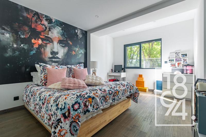 Villa - 230 m² - 6 pièces