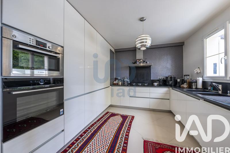 Maison - 123 m² - 6 pièces