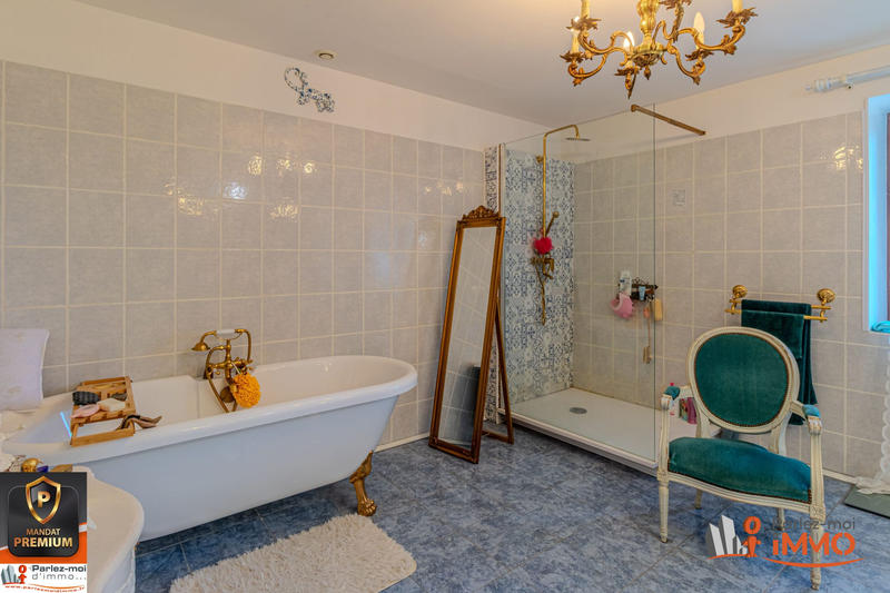 Ferme - 229 m² - 5 pièces