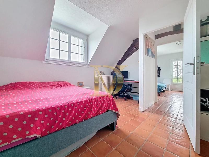 Propriété - 250 m² - 10 pièces