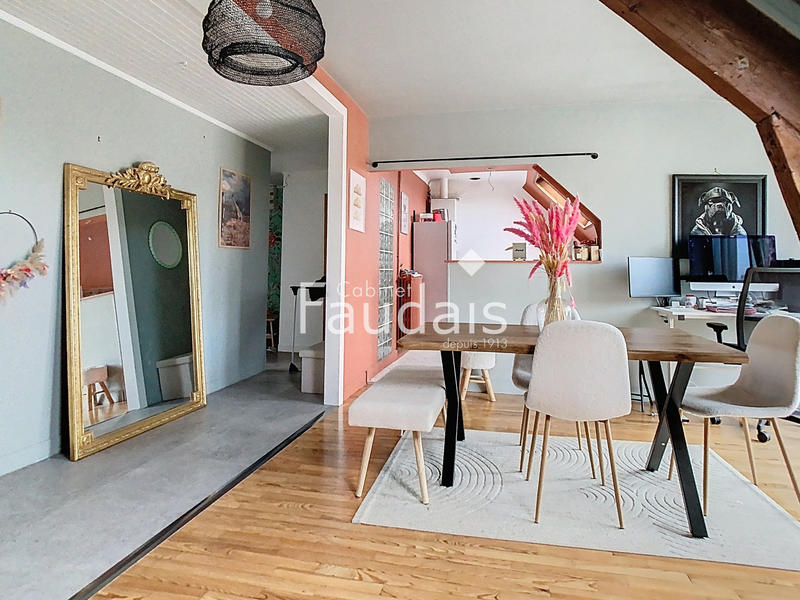 Appartement - 72 m² - 4 pièces