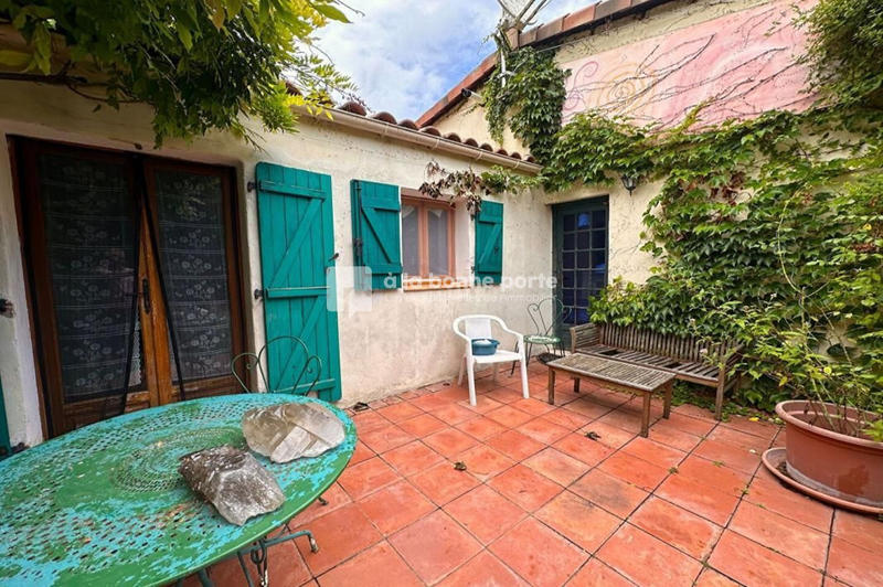 Maison - 278 m² - 11 pièces