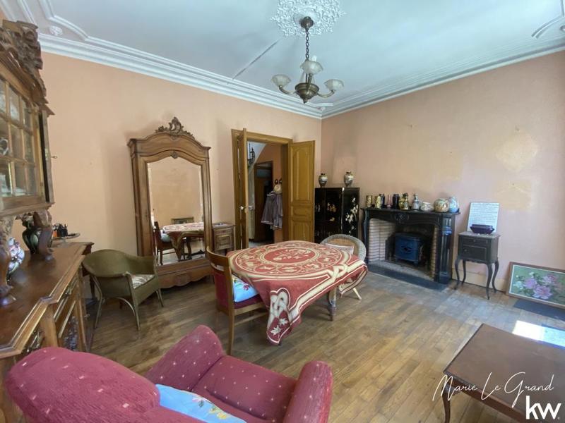 Maison - 184 m² - 7 pièces