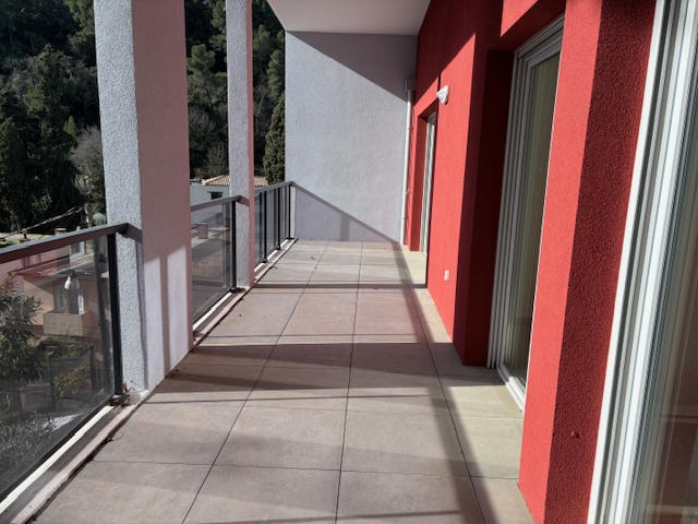 Appartement - 72 m² - 3 pièces