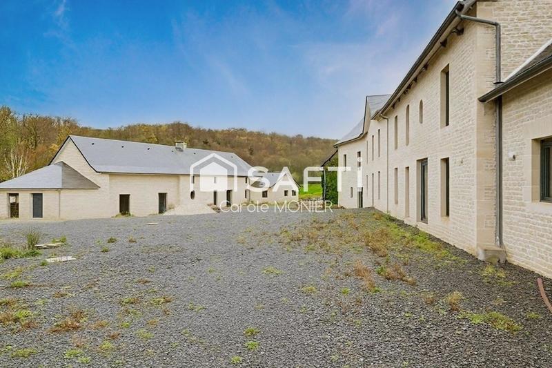 Maison - 700 m²