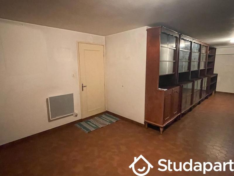 Chambre - 15 m² - 1 pièce