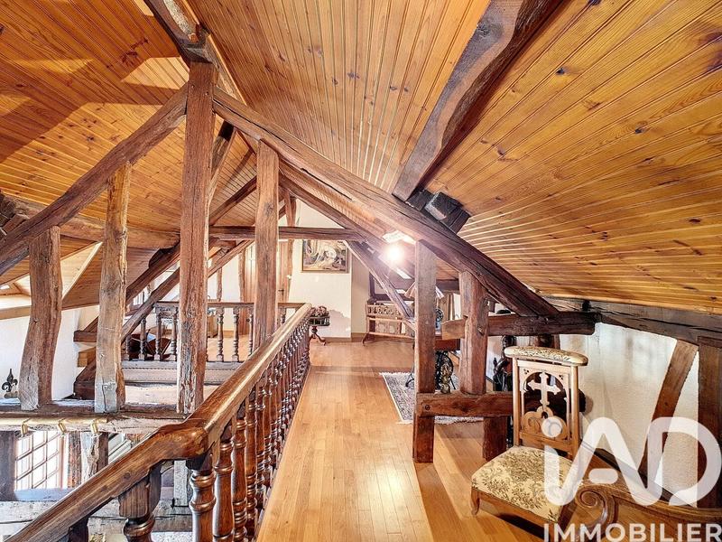 Maison - 294 m² - 10 pièces