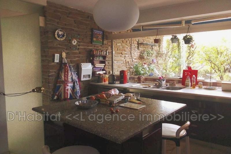 Villa - 264 m² - 6 pièces