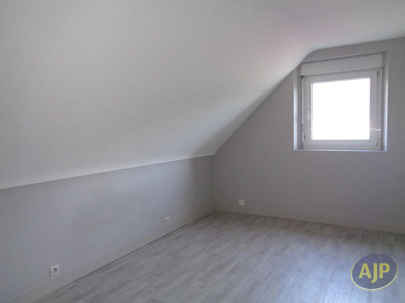 Maison - 83 m² - 5 pièces