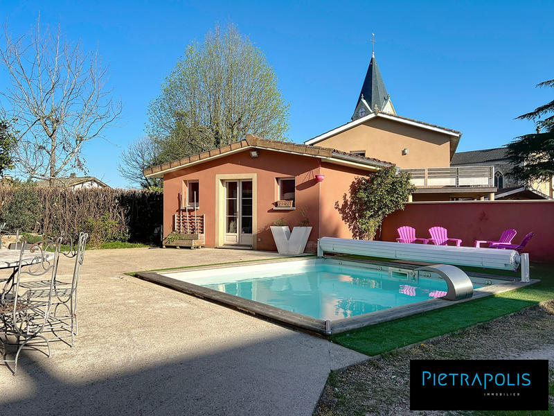 Maison traditionnelle - 178 m² - 5 pièces