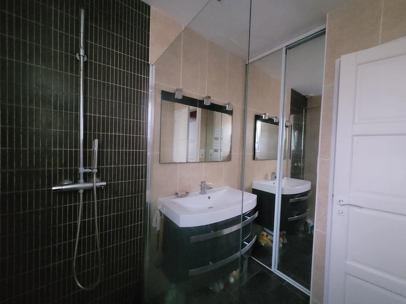 Maison - 130 m² - 8 pièces