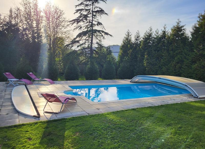 Maison traditionnelle - 200 m² - 8 pièces