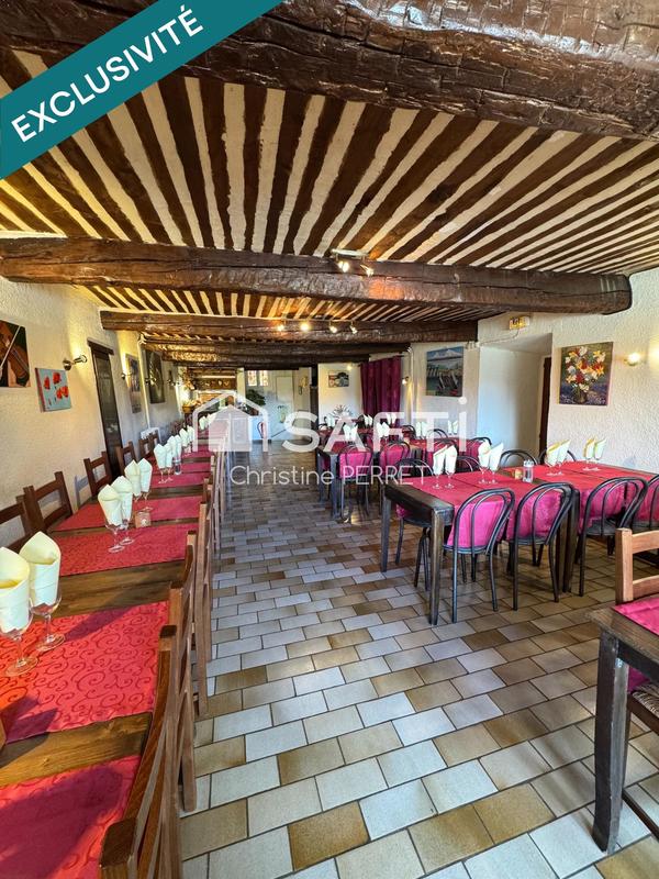 Local commercial - 1 060 m² - 24 pièces