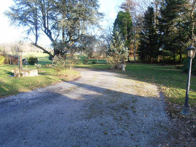 Maison - 260 m² - 8 pièces