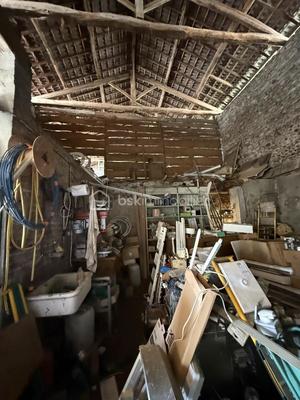 Entrepôt - 194 m² - 1 pièce