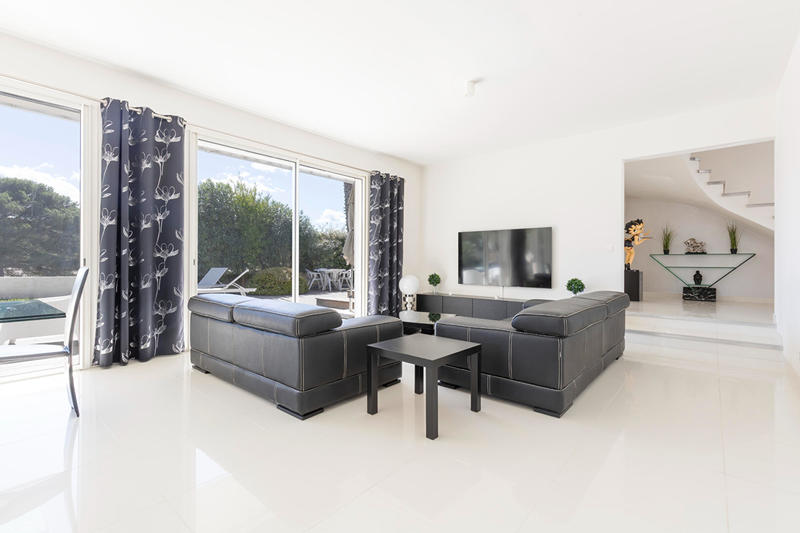 Maison - 143 m² - 4 pièces