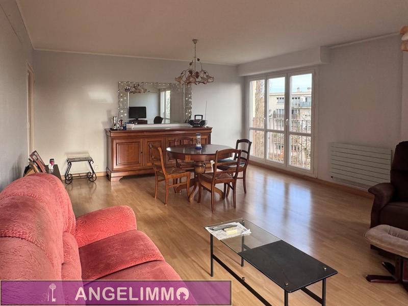 Appartement - 86 m² - 4 pièces