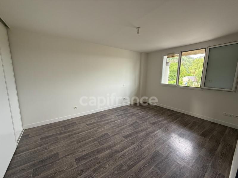 Maison - 145 m² - 5 pièces